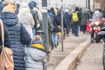 Pane Quotidiano: In fila per i pasti almeno il 10% in più, tanti italiani Pane Quotidiano: In fila per i pasti almeno il 10% in più, tanti italiani