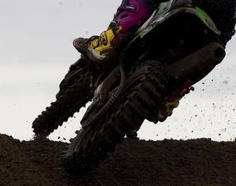 Motocross, pilota 17enne muore in incidente Motocross, pilota 17enne muore in incidente