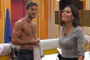 Gf Vip, il crollo di Pretelli: Sono distruttivo per la coppia Gf Vip, il crollo di Pretelli: Sono distruttivo per la coppia