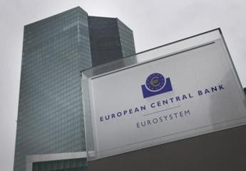 Bce: Ancora rischi al ribasso, fondamentale contributo Next Generation Eu