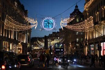 Lockdown a Londra, Johnson: Nuova variante virus si diffonde Lockdown a Londra, Johnson: Nuova variante virus si diffonde