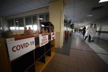 Covid Veneto, 4.800 contagi e 129 morti: il bollettino Covid Veneto, 4.800 contagi e 129 morti: il bollettino