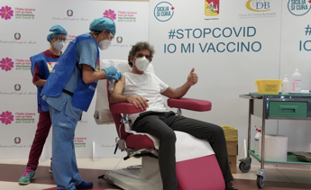 Covid Palermo, la più grande vaccinazione di massa della storia