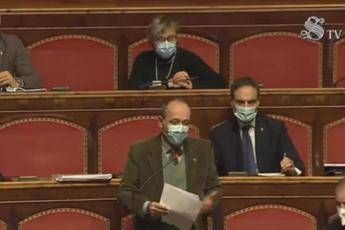 Bagnai, la Germania e l'invasione della Polonia: scoppia il caso /Video Bagnai, la Germania e l'invasione della Polonia: scoppia il caso /Video