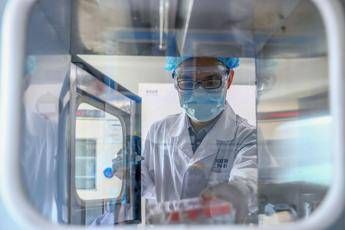 Covid, vaccino cinese Sinopharm efficace al 79,34% Covid, vaccino cinese Sinopharm efficace al 79,34%