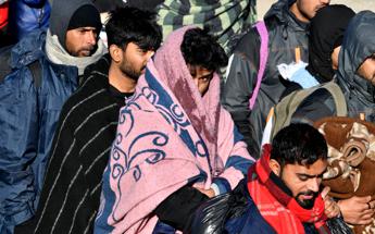 Migranti, 3mila al gelo in Bosnia. Unhcr: Rischiano di morire