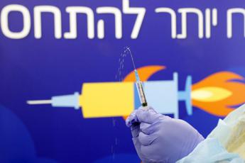 Vaccino Covid, Israele ha vaccinato 1 milione di persone