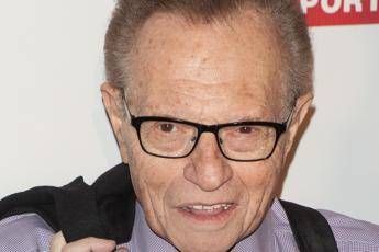 Covid Usa, ricoverato il giornalista Larry King