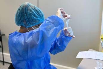 Coronavirus Francia, 19mila contagi e 281 morti: il bollettino Coronavirus Francia, 19mila contagi e 281 morti: il bollettino