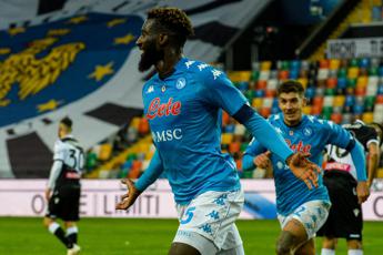 Bakayoko affonda l'Udinese, il Napoli vince 2-1
