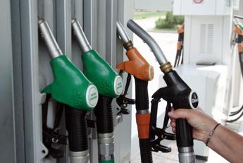 Benzina e diesel, prezzi in salita