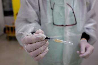Covid, Garattini: Con pochi vaccini immunità difficile entro estate