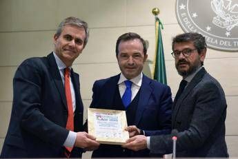 Honda, a filiale Italia Oscar della Sostenibilità 2019 per impegno green Honda, a filiale Italia Oscar della Sostenibilità 2019 per impegno green