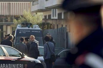Duplice omicidio nel crotonese, uccisi padre e figlio Duplice omicidio nel crotonese, uccisi padre e figlio