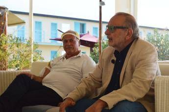 Ecco il 'casco transcranico' speranza per Parkinson e Alzheimer Ecco il 'casco transcranico' speranza per Parkinson e Alzheimer