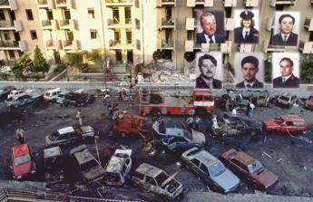 Via D'Amelio, il fratello di Borsellino: Di Matteo trattato come Paolo e Giovanni 20 anni fa Via D'Amelio, il fratello di Borsellino: Di Matteo trattato come Paolo e Giovanni 20 anni fa