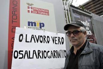 Disoccupazione, dramma over 50: più 147% in 5 anni e ritrovare lavoro è durissima Disoccupazione, dramma over 50: più 147% in 5 anni e ritrovare lavoro è durissima