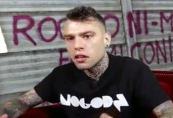 Scontri Expo, sul blog di Grillo Fedez annuncia querela contro cronisti e Gasparri /Video Scontri Expo, sul blog di Grillo Fedez annuncia querela contro cronisti e Gasparri /Video