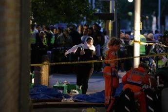 Incendio Londra, l'allarme ignorato degli inquilini Incendio Londra, l'allarme ignorato degli inquilini