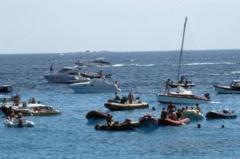 Fase 2, Sardegna: limitazioni per aerei e navi Fase 2, Sardegna: limitazioni per aerei e navi