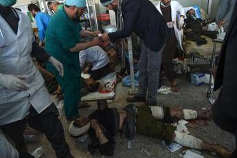 Sangue a Kabul, autobomba fa 4 morti Sangue a Kabul, autobomba fa 4 morti