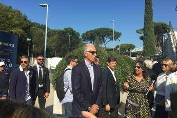 Malagò: Con leggende del tennis per prevenzione Malagò: Con leggende del tennis per prevenzione