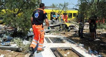 Scontro treni, Ue: Soldi europei fermi per problemi permessi Scontro treni, Ue: Soldi europei fermi per problemi permessi