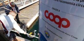 'Le nostre acque' di Coop, il Seabin anche nella Darsena di Milano 'Le nostre acque' di Coop, il Seabin anche nella Darsena di Milano