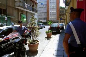 L'ombra del serial killer sulla morte di Fortuna, a Napoli i funerali della bimba caduta dal balcone L'ombra del serial killer sulla morte di Fortuna, a Napoli i funerali della bimba caduta dal balcone