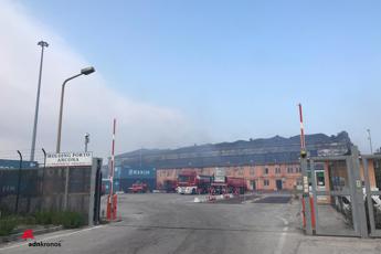 Ancona, ancora attivi residui focolai nei capannoni