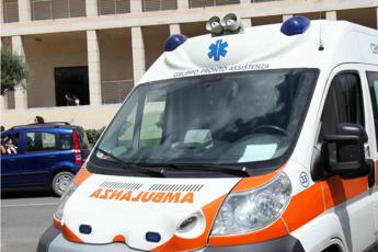 Brescia, auto travolge e uccide due ciclisti