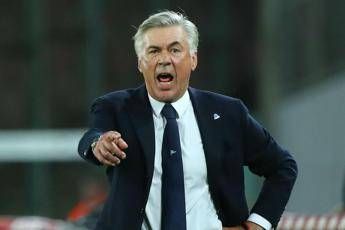 Ancelotti esonerato, 18 mesi tra poche luci e tante ombre