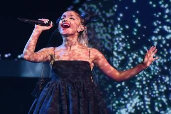 A due anni dall'attentato, Ariana Grande torna a Manchester A due anni dall'attentato, Ariana Grande torna a Manchester