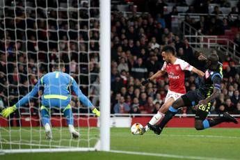 Arsenal stende il Napoli Arsenal stende il Napoli