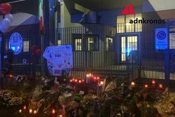 'Dirvi grazie non sarà mai abbastanza', l'omaggio ai vigili del fuoco 'Dirvi grazie non sarà mai abbastanza', l'omaggio ai vigili del fuoco