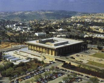 Mo, Erekat mette in guardia Israele, se applicate vostre leggi in Cisgiordania ci rivolgeremo a Tpi Mo, Erekat mette in guardia Israele, se applicate vostre leggi in Cisgiordania ci rivolgeremo a Tpi
