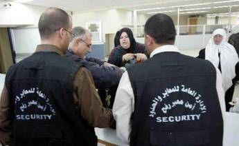 L'Egitto riapre il valico di Rafah con Gaza per l'evacuazione dei feriti L'Egitto riapre il valico di Rafah con Gaza per l'evacuazione dei feriti