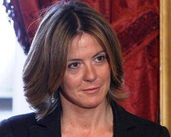 Lorenzin: No alla riduzione degli zuccheri, sì a modello dieta mediterranea Lorenzin: No alla riduzione degli zuccheri, sì a modello dieta mediterranea