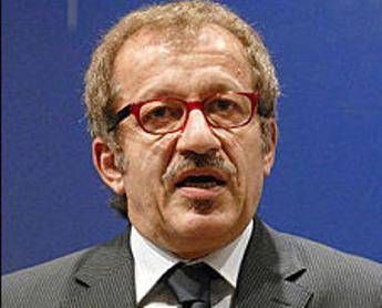 Calcio, Maroni: Tra Salvini e Balotelli sto con Matteo Calcio, Maroni: Tra Salvini e Balotelli sto con Matteo