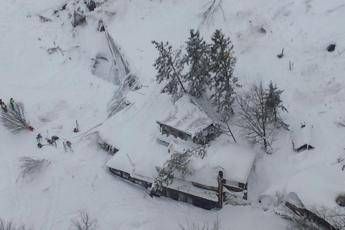 Rigopiano, valanga su hotel a 100 Km orari