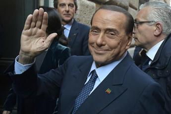 Berlusconi 'Paperone' fra i leader, 48mln di reddito