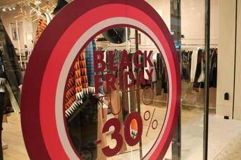 Black Friday, Confesercenti: Meglio del previsto Black Friday, Confesercenti: Meglio del previsto
