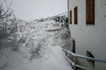 Valanga in Val Martello, abitazioni evacuate /VIDEO Valanga in Val Martello, abitazioni evacuate /VIDEO