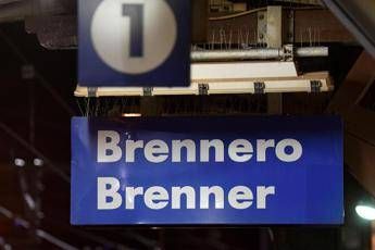 Coronavirus, l'Austria chiude il Brennero Coronavirus, l'Austria chiude il Brennero