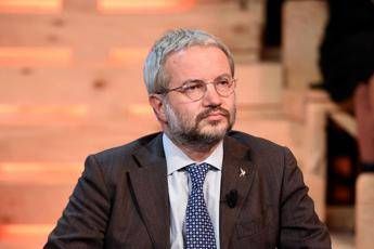 Borghi insiste: Uscita da euro? Non oggi, ma...