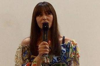 Bellucci: Film 'Irreversibile'? Oggi con due figlie ci rifletterei Bellucci: Film 'Irreversibile'? Oggi con due figlie ci rifletterei
