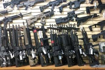 Cos'è il bump-stock Cos'è il bump-stock