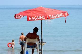 Fase 3, al lido Tamatete di Castiadas con un app si monitorano i collaboratori Fase 3, al lido Tamatete di Castiadas con un app si monitorano i collaboratori