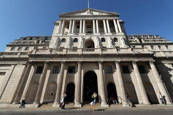 Coronavirus, Bank of England taglia tassi