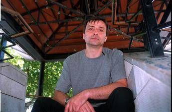 Tieni duro Cesare, il post di solidarietà Tieni duro Cesare, il post di solidarietà